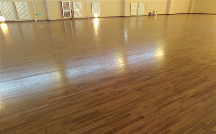 室內(nèi)體育木地板結(jié)構(gòu)