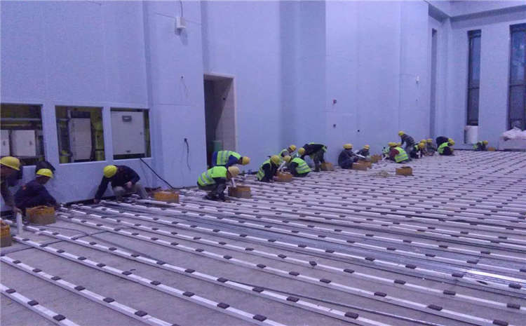 幼兒園教室鋪地板，選擇很重要