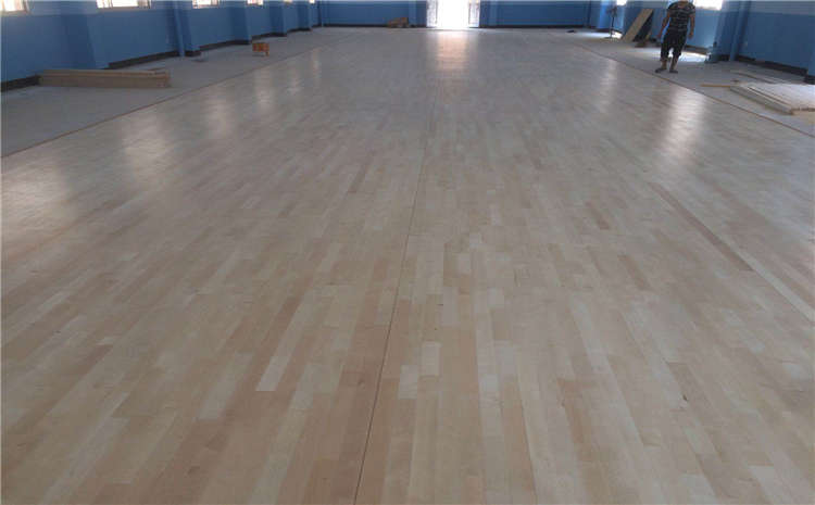 體育館木地板防腐劑如何實施？