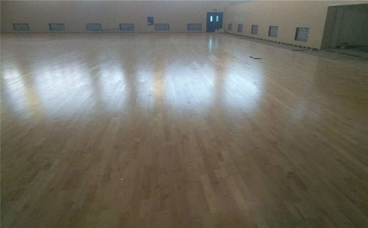 運動木地板面板如何安裝?