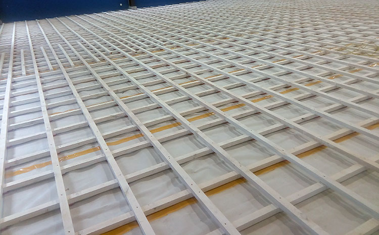 寧夏柞木運動木地板打磨翻新