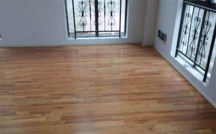 新疆柞木運動木地板價格及圖片