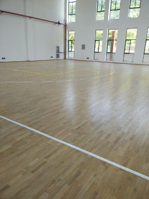 蘭溪市外國(guó)語(yǔ)小學(xué)籃球木地板案例圖g 蘭溪市外國(guó)語(yǔ)小學(xué)籃球木地板案例圖