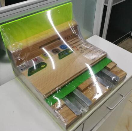 歐氏U型鋼槽結(jié)構(gòu)運(yùn)動(dòng)木地板 歐氏U型鋼槽結(jié)構(gòu)運(yùn)動(dòng)木地板