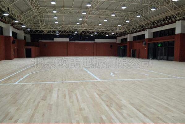 徐州樹恩中學籃球館木地板成功案例 徐州樹恩中學籃球館木地板成功案例