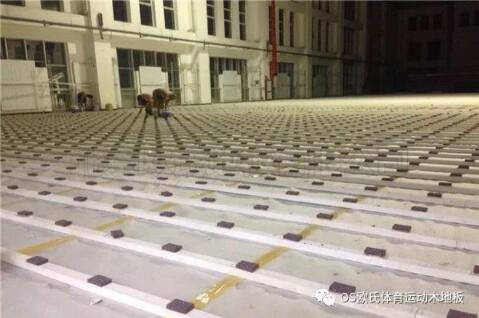 包頭市回民中學運動館木地板案例 包頭市回民中學運動館木地板案例