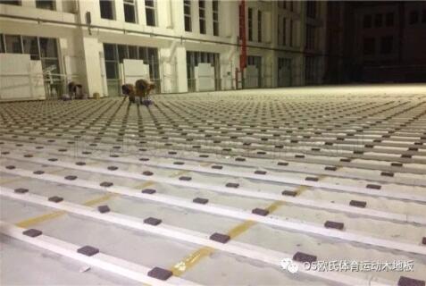 包頭市回民中學運動館木地板案例 包頭市回民中學運動館木地板案例