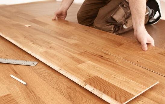 鋪設實木地板，這九個細節你注意到了嗎