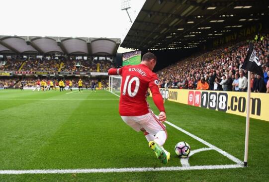 魯尼發角球的瞬間 魯尼發角球的瞬間