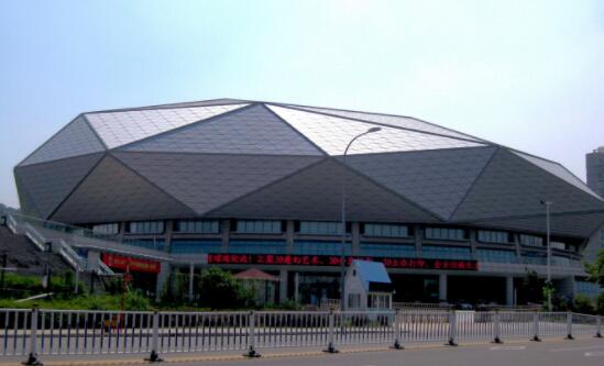 國內10大NBA級別籃球館之十  青島國信鉆石體育館