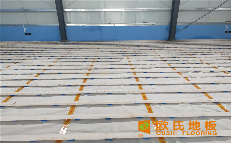 廣東惠來縣大南海開發區羽毛球館木地板案例