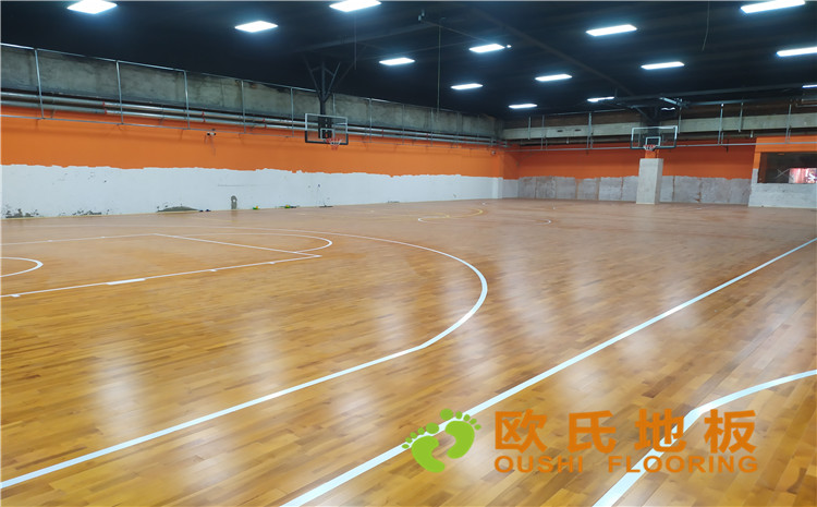 江蘇南京家居體育館木地板案例